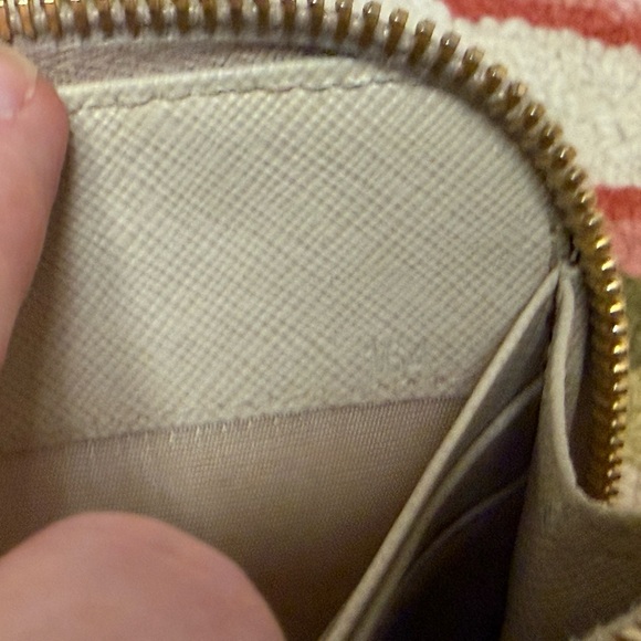 PRADA Gray Beige Saffiano 100% Leather Zip Around Continental Wallet - Picture 10 of 16